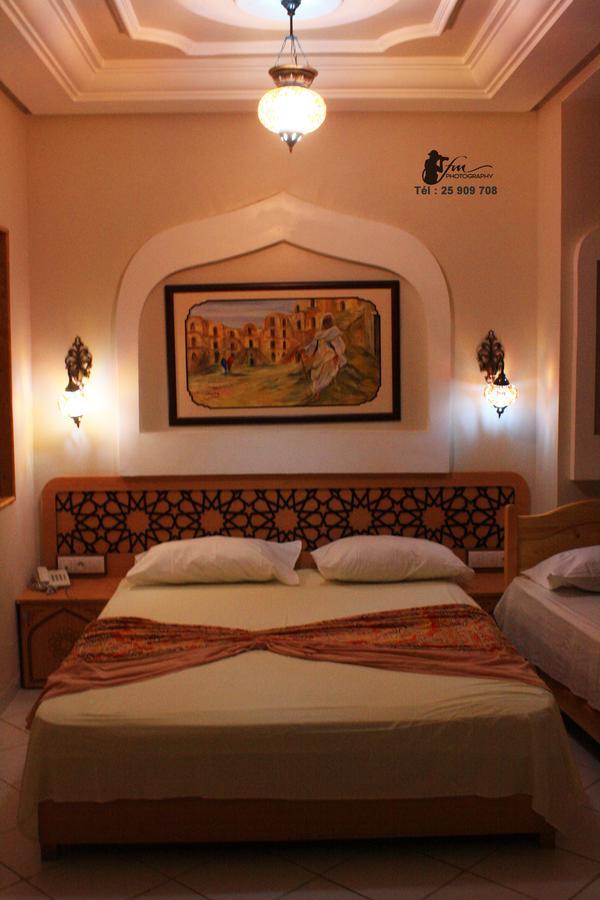 Hotel Saheb Ettabaa Tunes Quarto foto